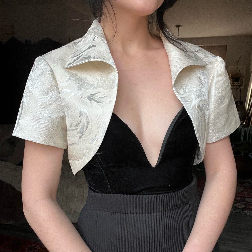Ivory Satin Short Sleeve Bolero Shrug